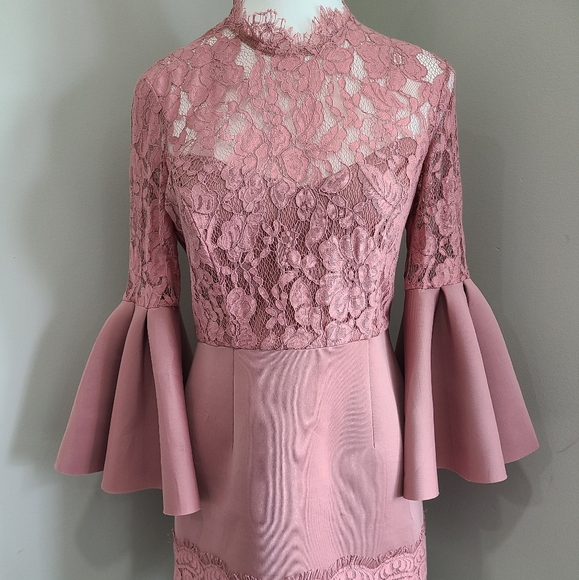 Asos fluted sleeve scuba lace dress - Picture 4 of 11